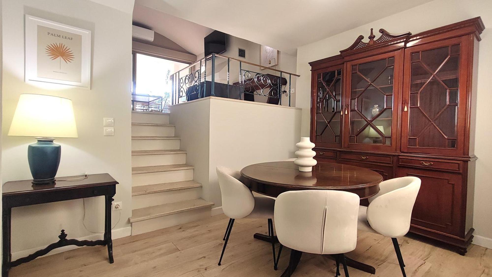 Apartment Coryfo 47 Análipsis